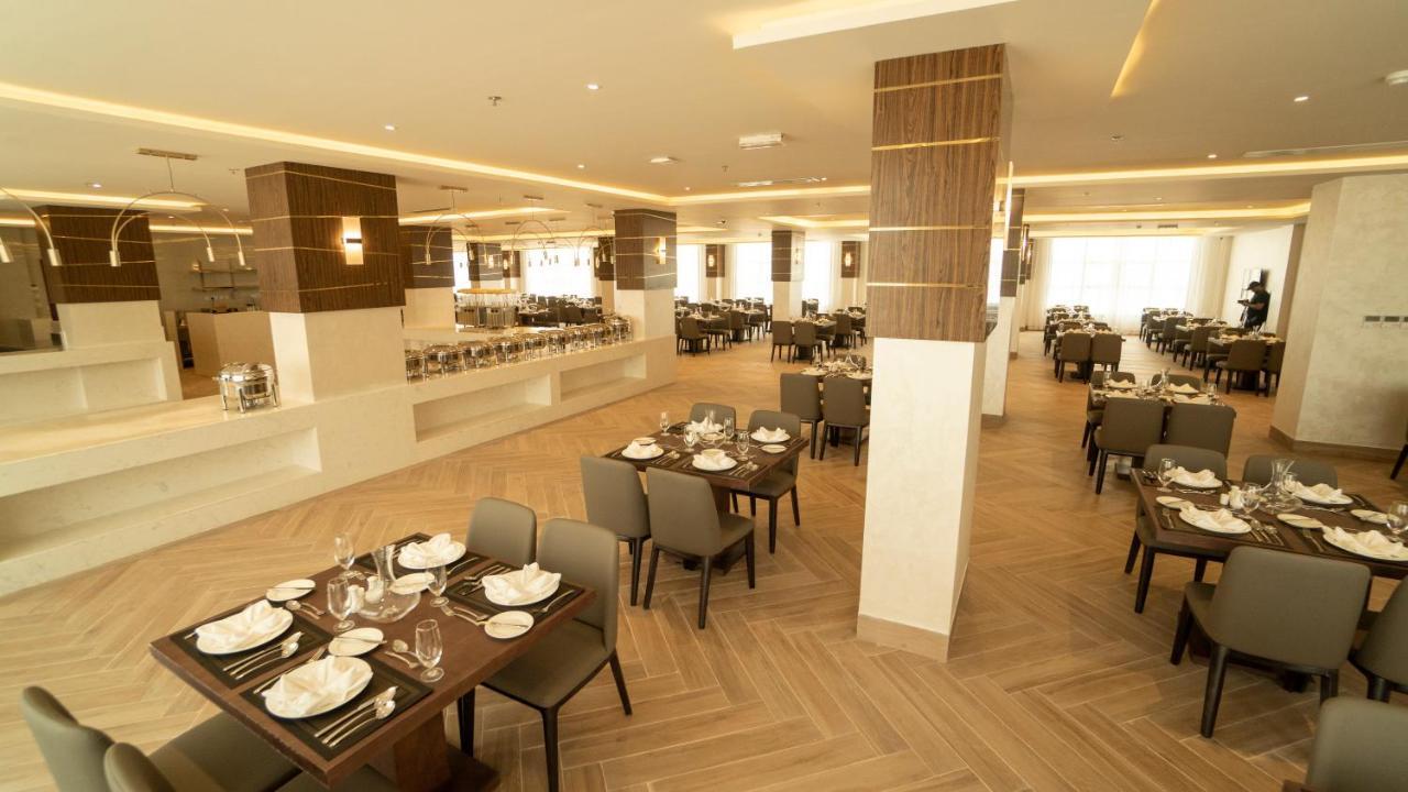 The Plaza Hotel & Resort 塞拉莱 外观 照片