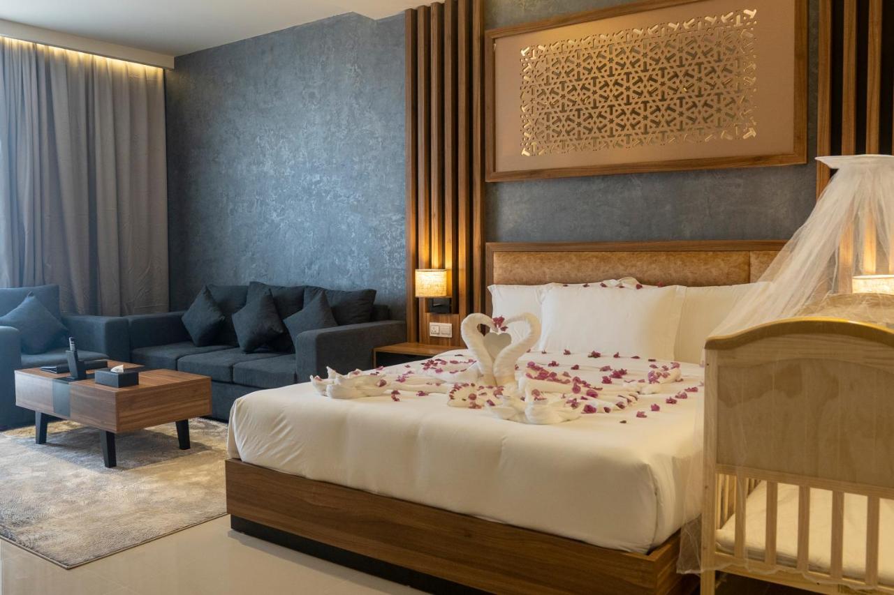 The Plaza Hotel & Resort 塞拉莱 外观 照片